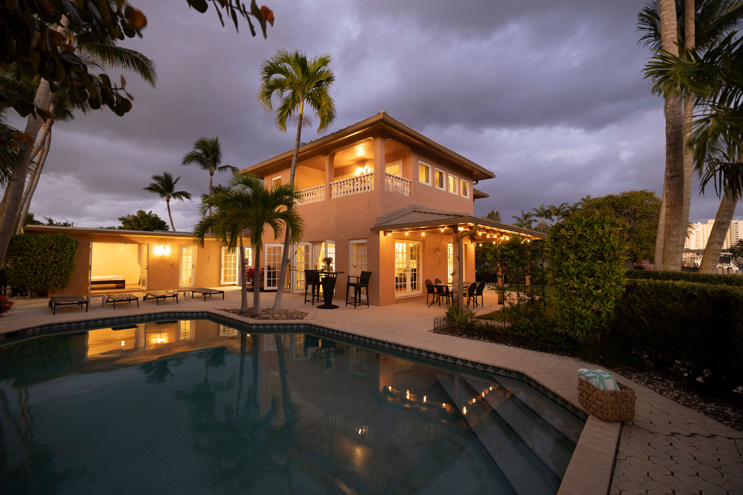 Before Virtual Twilight